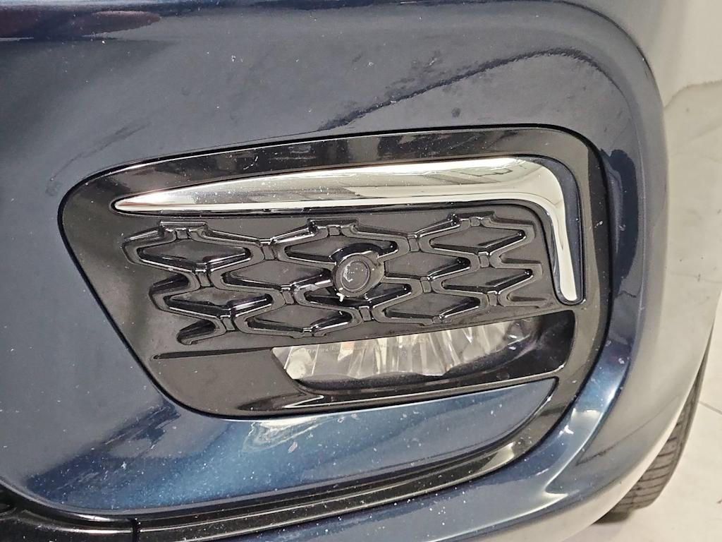 Thumbnail: 2021 Chrysler Pacifica - 22