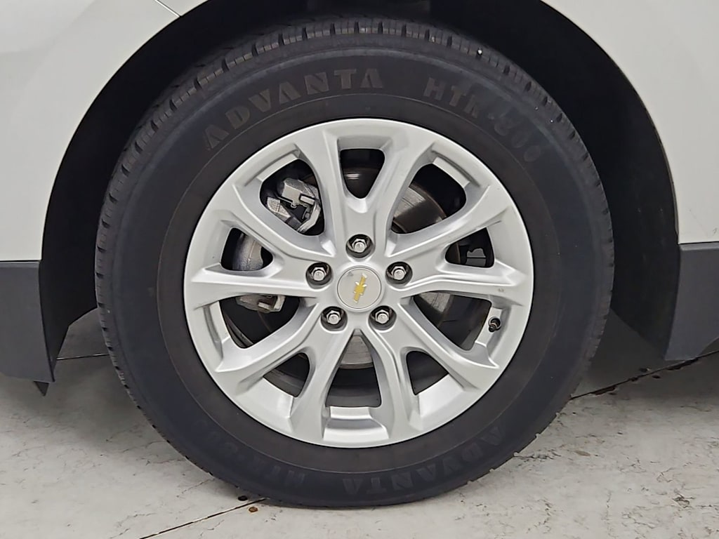 Thumbnail: 2018 Chevrolet Equinox - 8