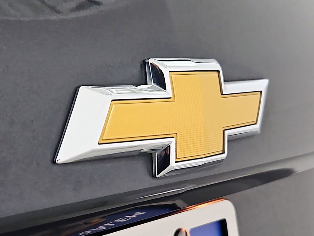 Thumbnail: 2022 Chevrolet Equinox - 7