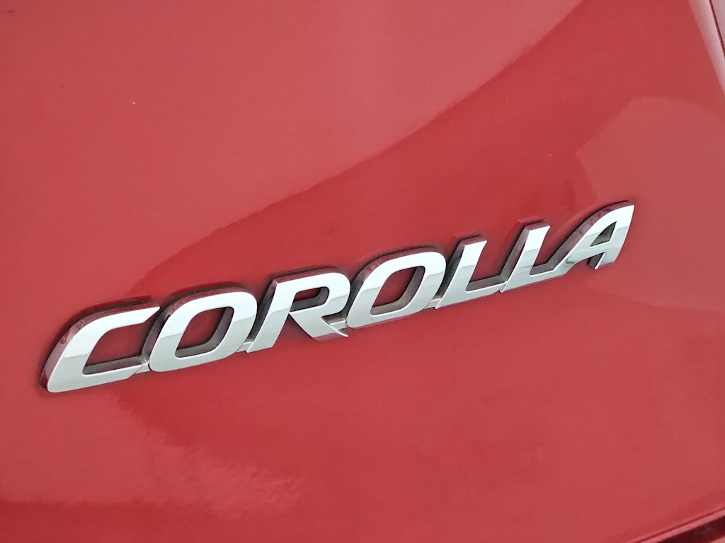 Thumbnail: 2015 Toyota Corolla - 25