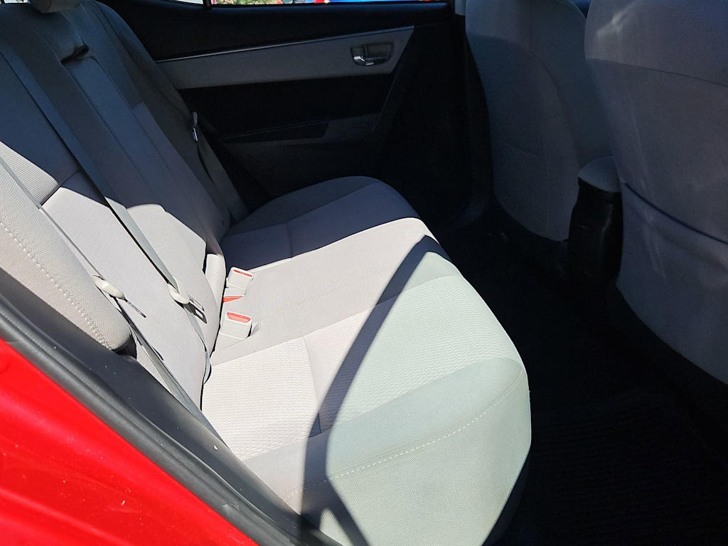 Thumbnail: 2015 Toyota Corolla - 27