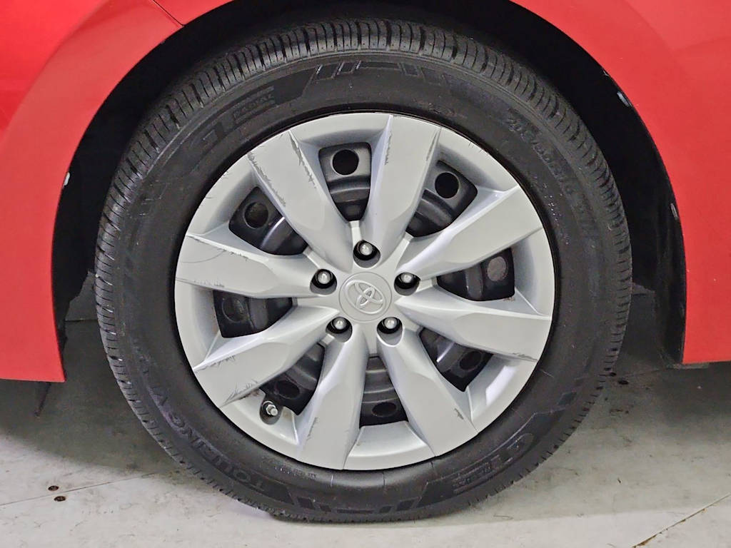 Thumbnail: 2015 Toyota Corolla - 8