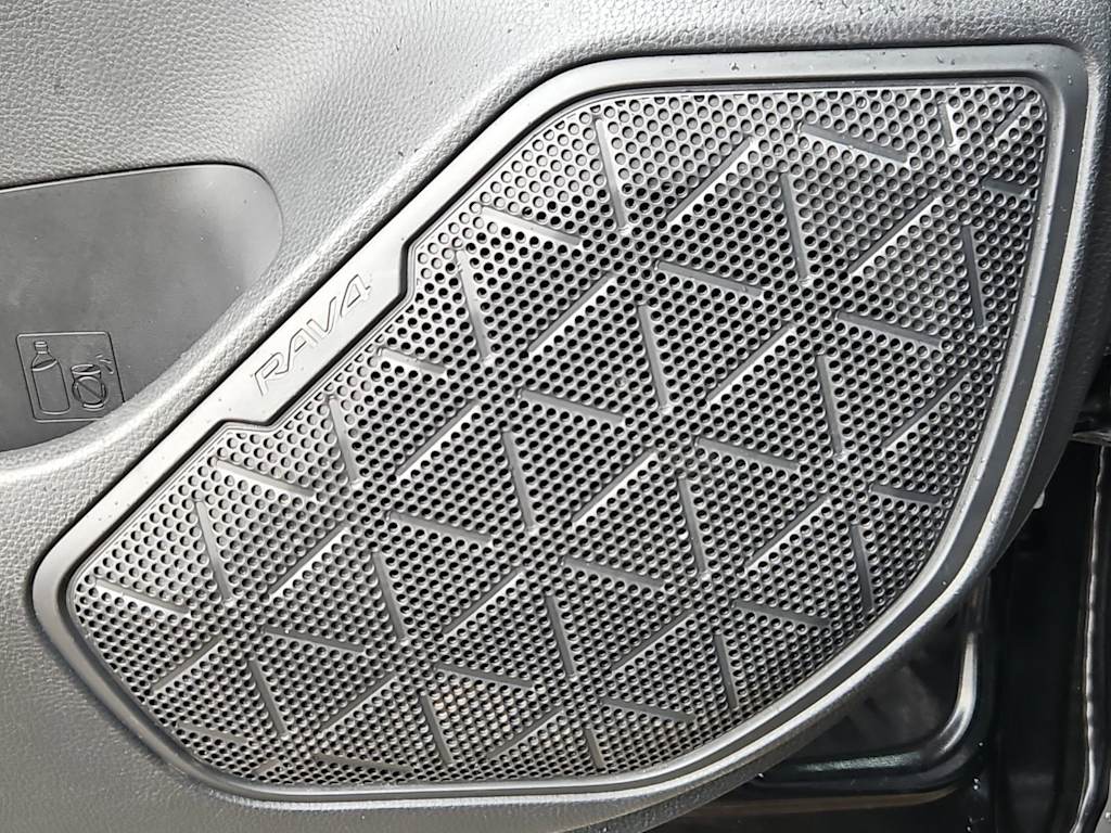 Thumbnail: 2024 Toyota RAV4 - 34