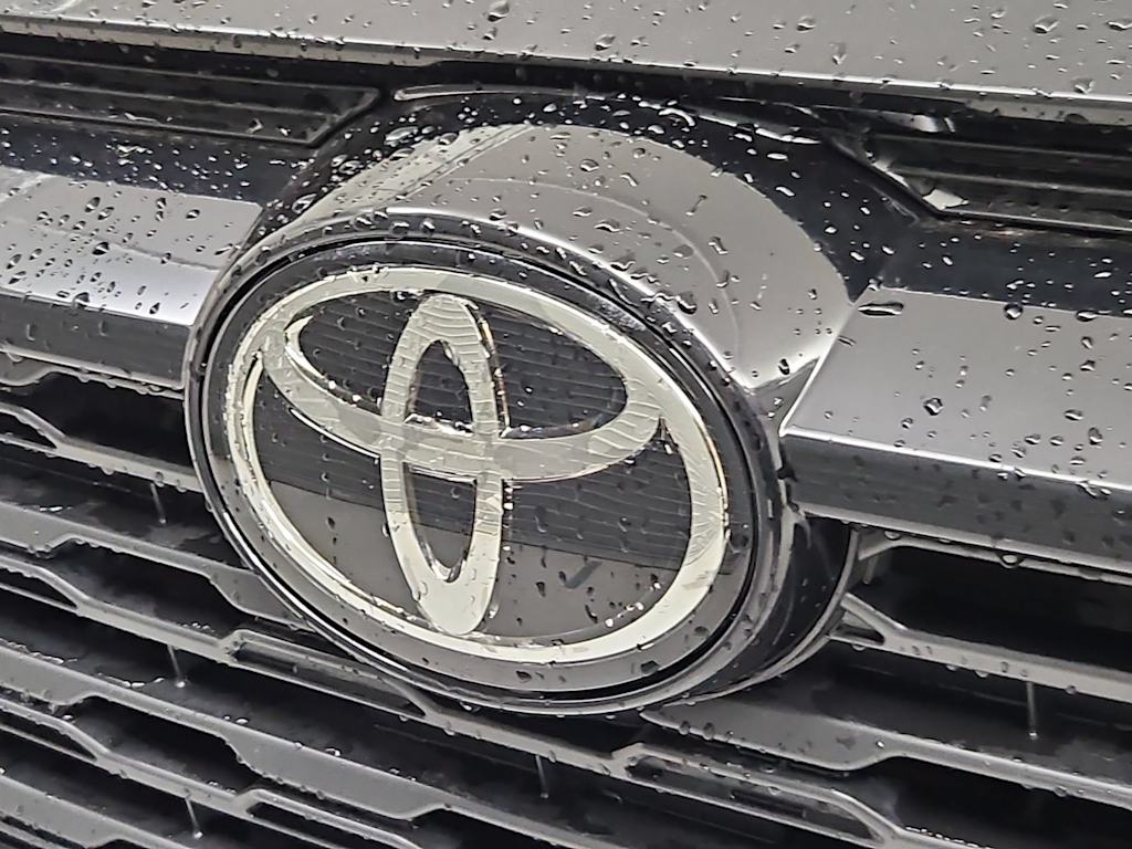 Thumbnail: 2024 Toyota RAV4 - 7