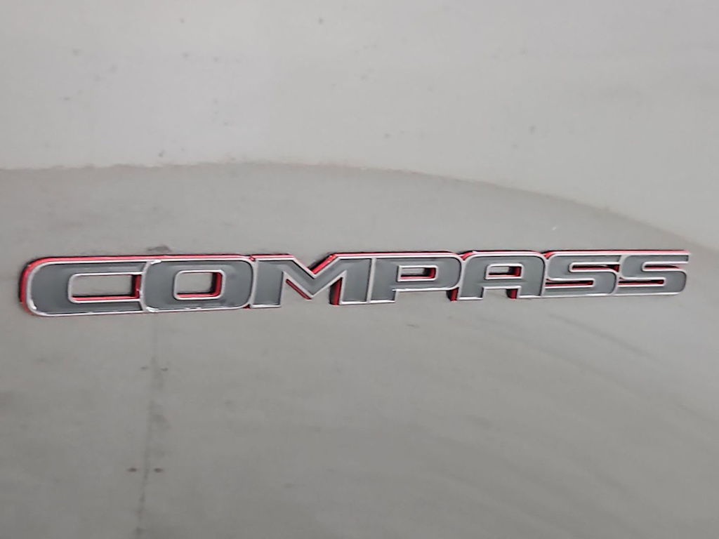 Thumbnail: 2021 Jeep Compass - 25