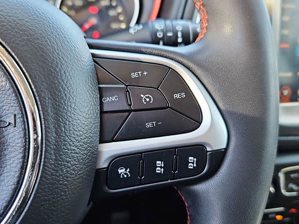 Thumbnail: 2021 Jeep Compass - 30
