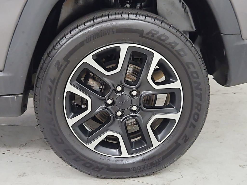 Thumbnail: 2021 Jeep Compass - 8