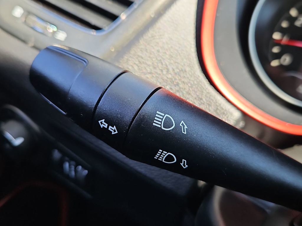 Thumbnail: 2021 Jeep Compass - 32