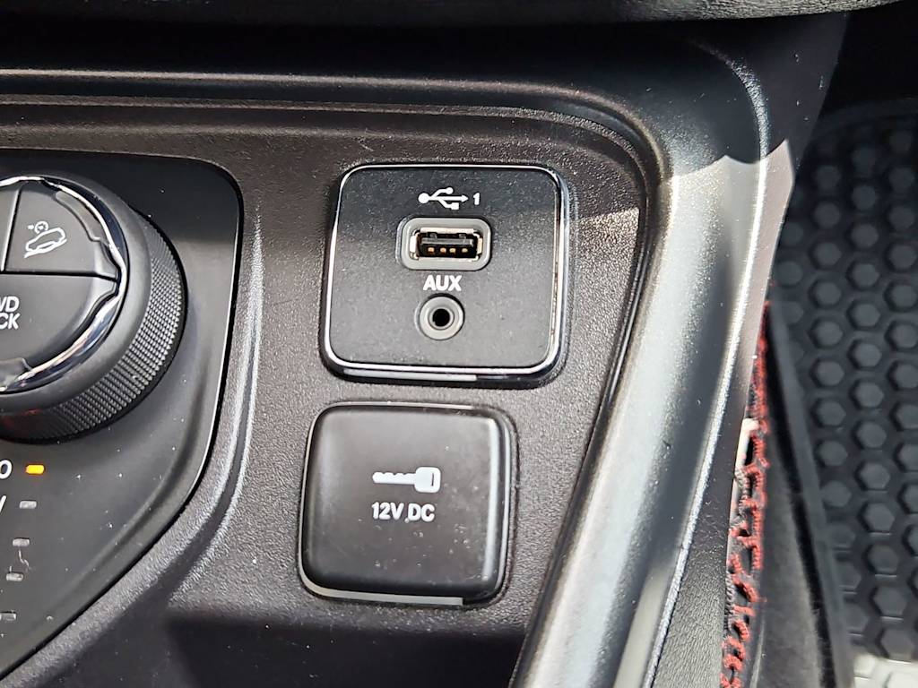 Thumbnail: 2020 Jeep Compass - 35