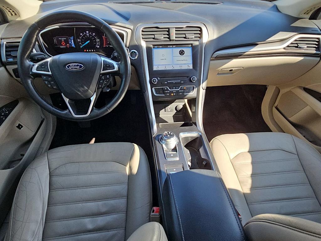 Thumbnail: 2017 Ford Fusion - 9