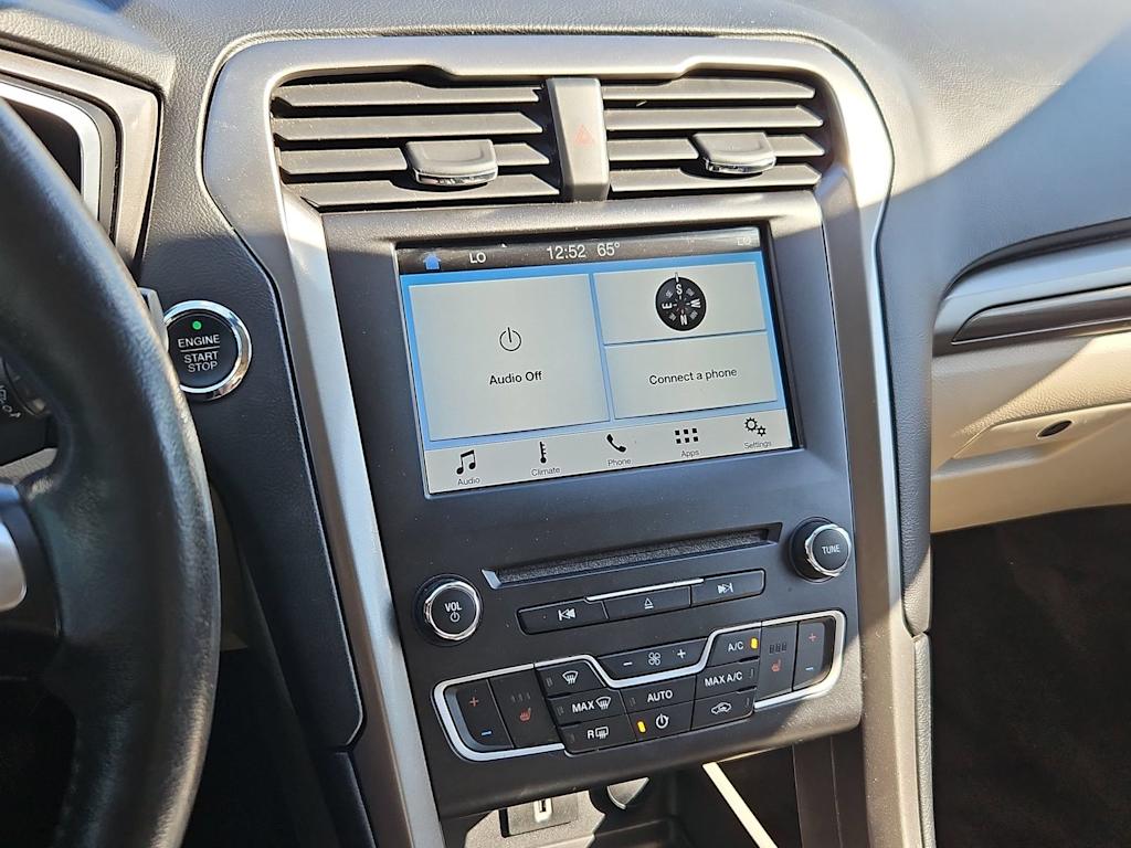 Thumbnail: 2017 Ford Fusion - 14