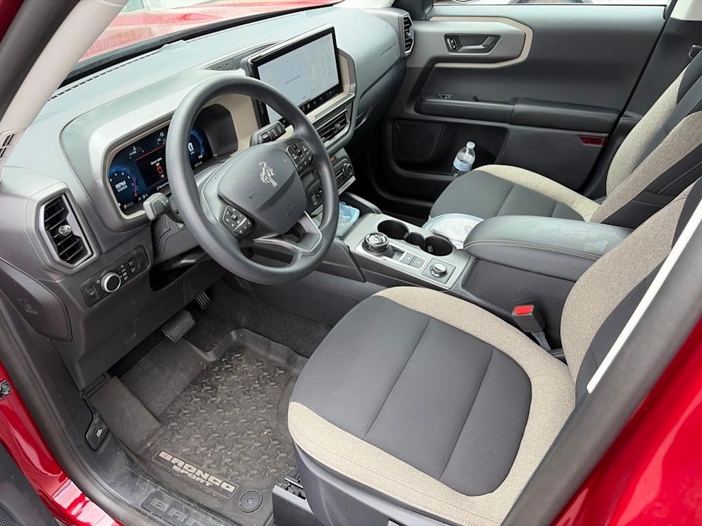 Thumbnail: 2025 Ford Bronco Sport - 4