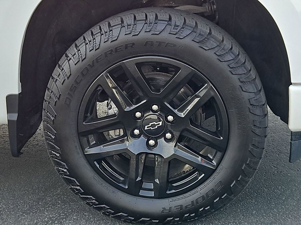 Thumbnail: 2022 Chevrolet Silverado 1500 - 7