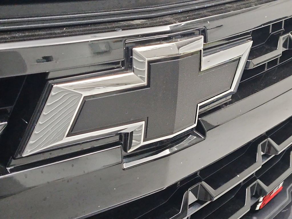 Thumbnail: 2023 Chevrolet Silverado 1500 - 23