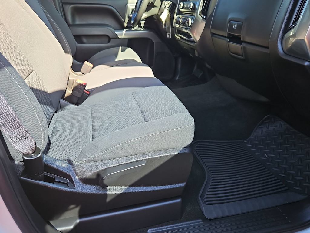Thumbnail: 2017 Chevrolet Silverado 1500 - 28