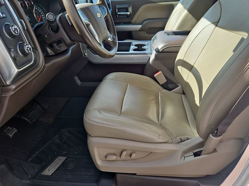 Thumbnail: 2017 Chevrolet Silverado 1500 - 11
