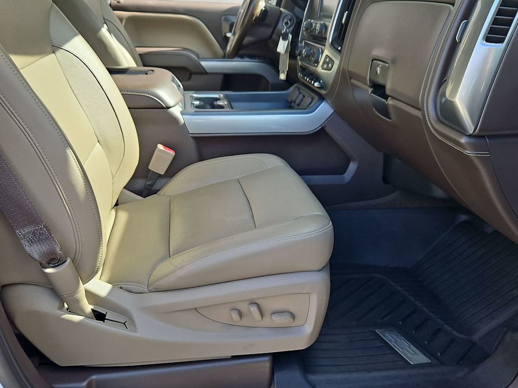 Thumbnail: 2017 Chevrolet Silverado 1500 - 27