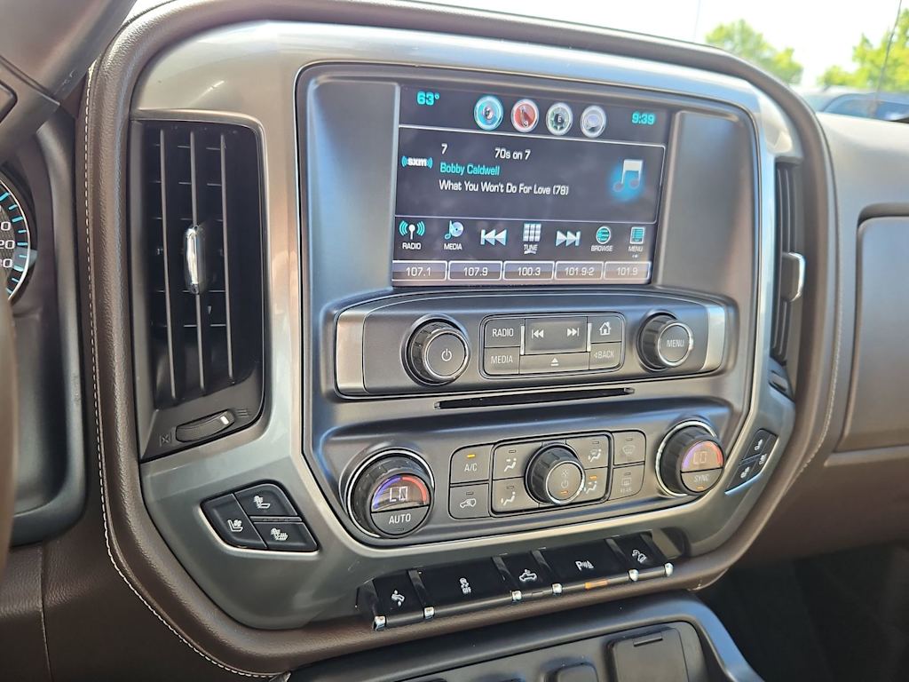 Thumbnail: 2017 Chevrolet Silverado 1500 - 15