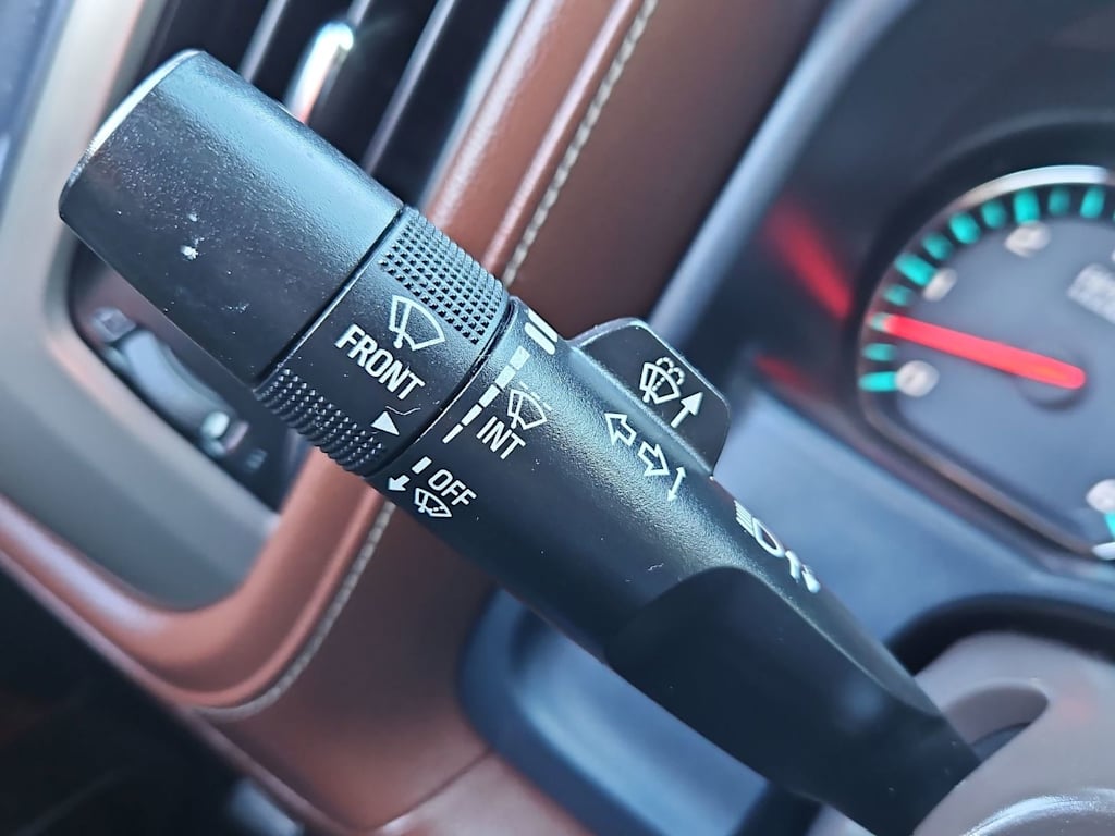 Thumbnail: 2018 Chevrolet Silverado 1500 - 30