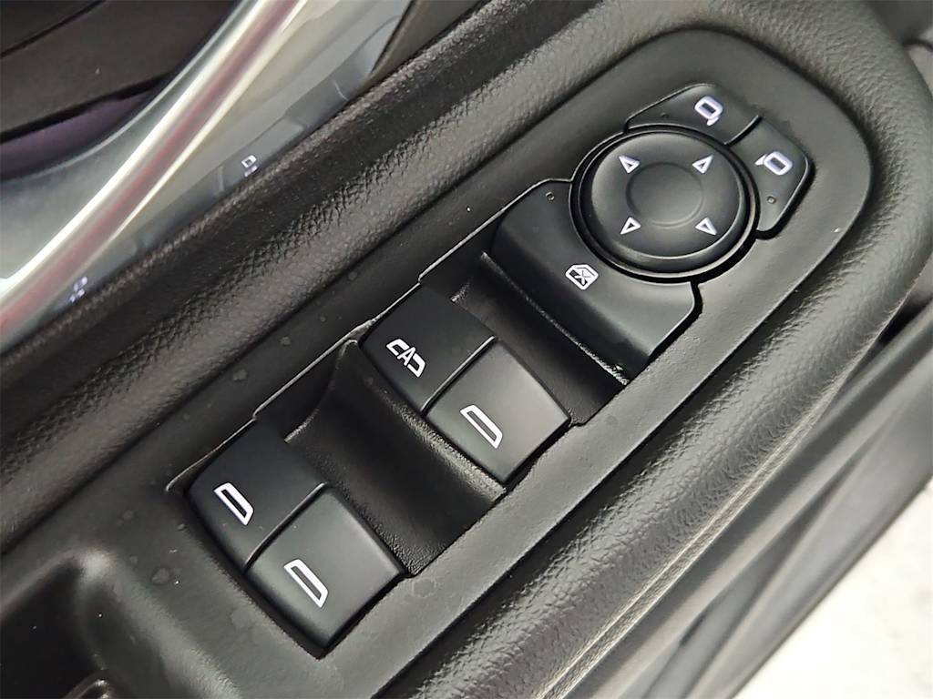 Thumbnail: 2024 GMC Terrain - 25