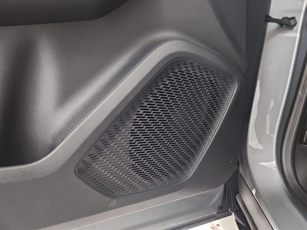 Thumbnail: 2024 Chevrolet Equinox - 33