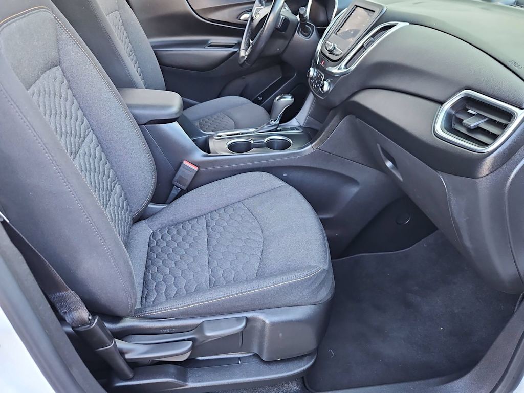 Thumbnail: 2020 Chevrolet Equinox - 11