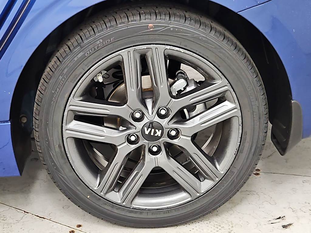 Thumbnail: 2021 Kia Forte - 8