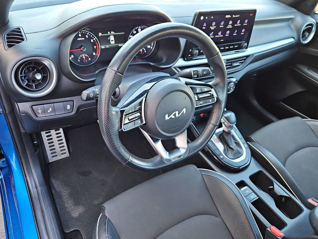 Thumbnail: 2022 Kia Forte - 2