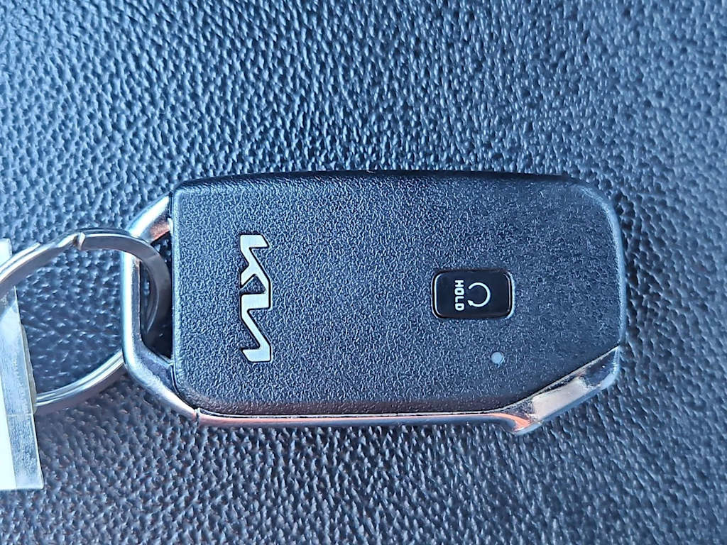Thumbnail: 2022 Kia Forte - 36