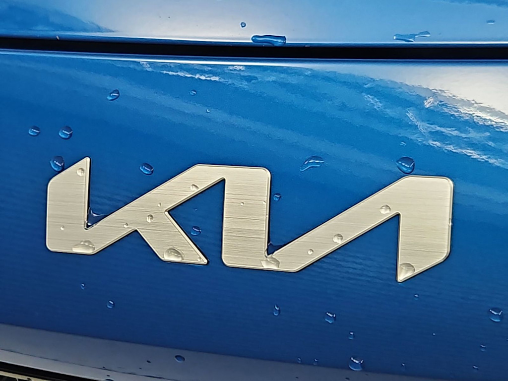 Thumbnail: 2022 Kia Forte - 23