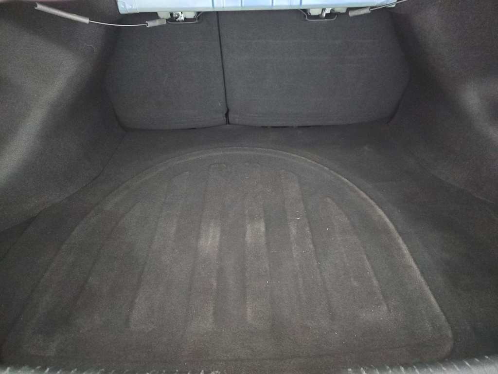 Thumbnail: 2017 Kia Forte - 18