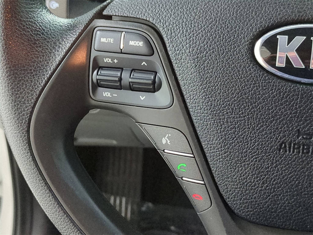 Thumbnail: 2018 Kia Forte - 29