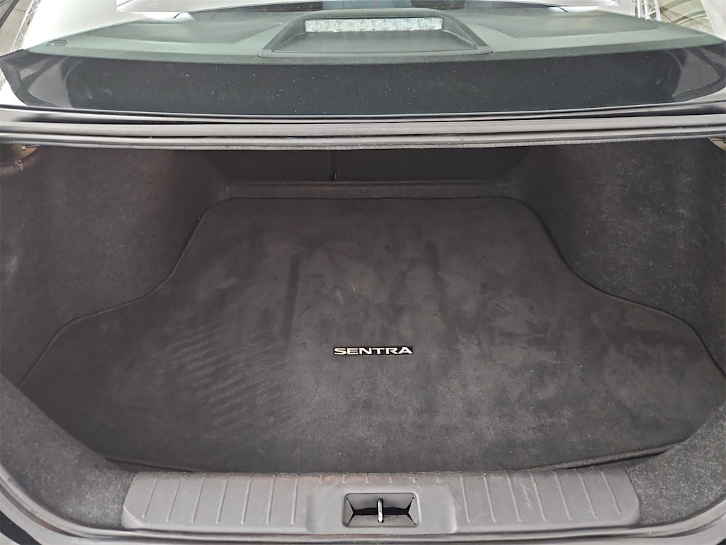 Thumbnail: 2021 Nissan Sentra - 18