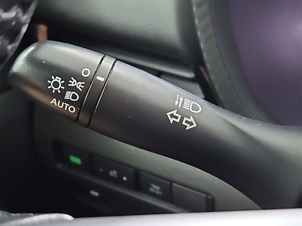 Thumbnail: 2021 Nissan Sentra - 16