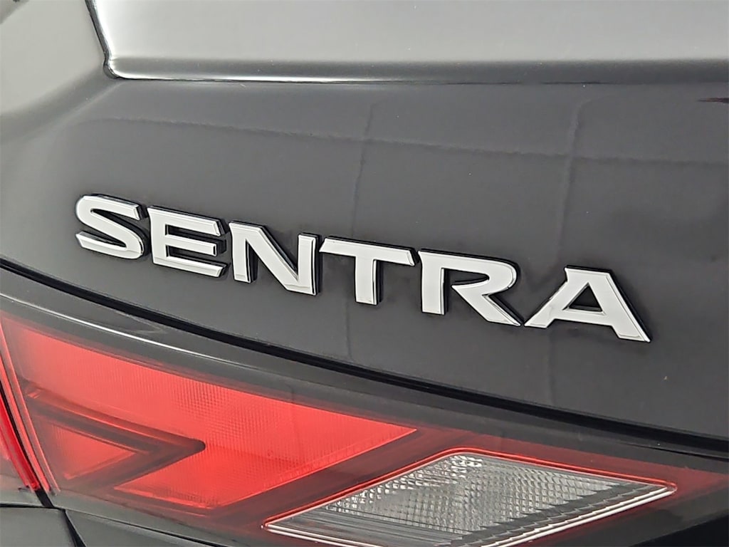 Thumbnail: 2021 Nissan Sentra - 25