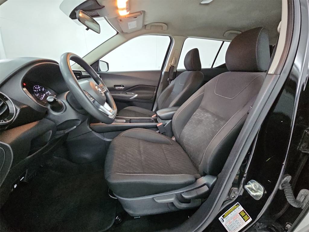 Thumbnail: 2021 Nissan Kicks - 29