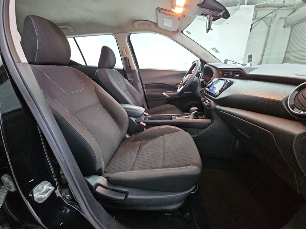 Thumbnail: 2021 Nissan Kicks - 34