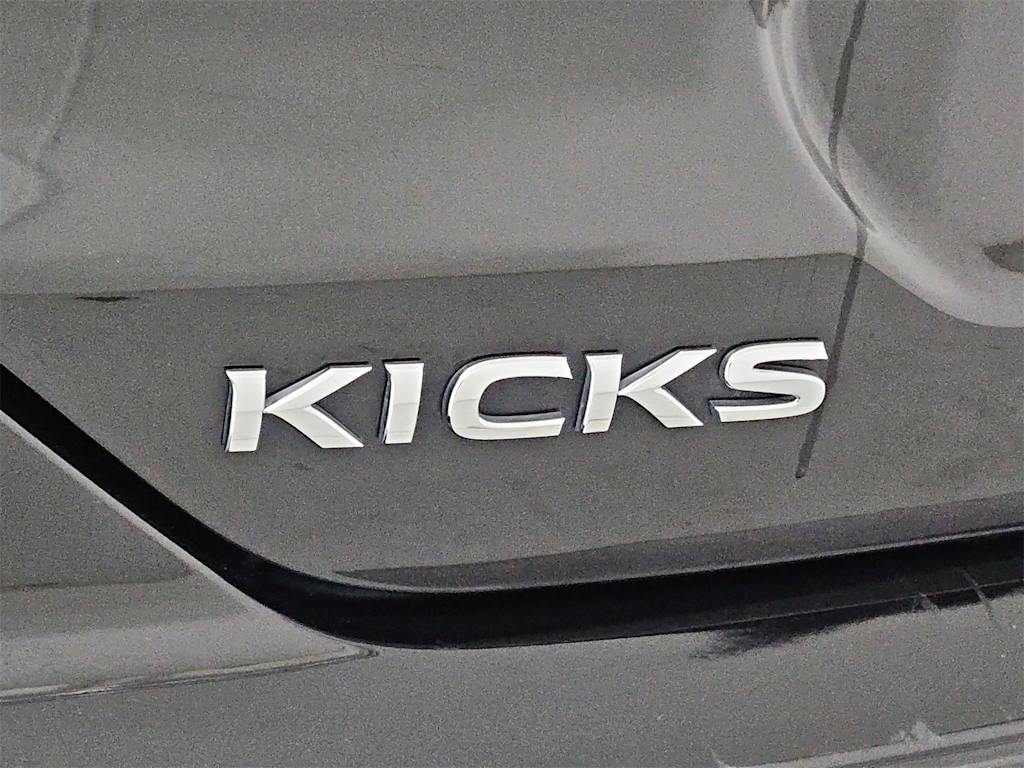 Thumbnail: 2021 Nissan Kicks - 28