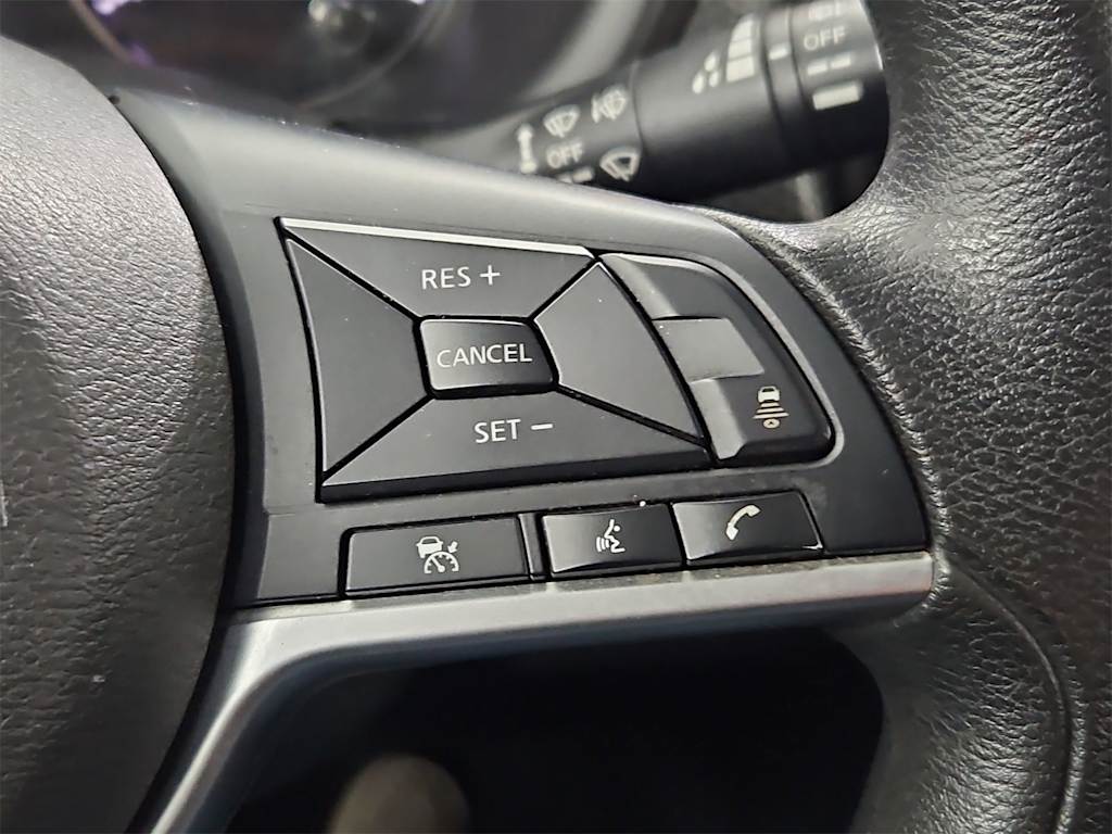 Thumbnail: 2021 Nissan Kicks - 37