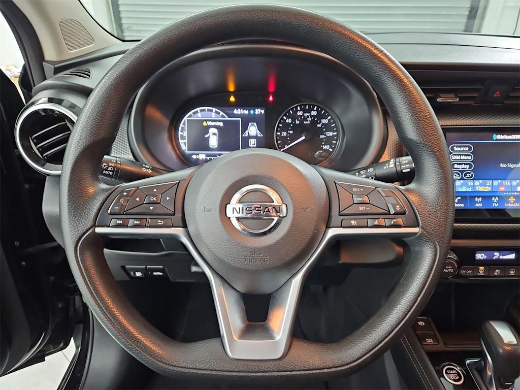 Thumbnail: 2021 Nissan Kicks - 35