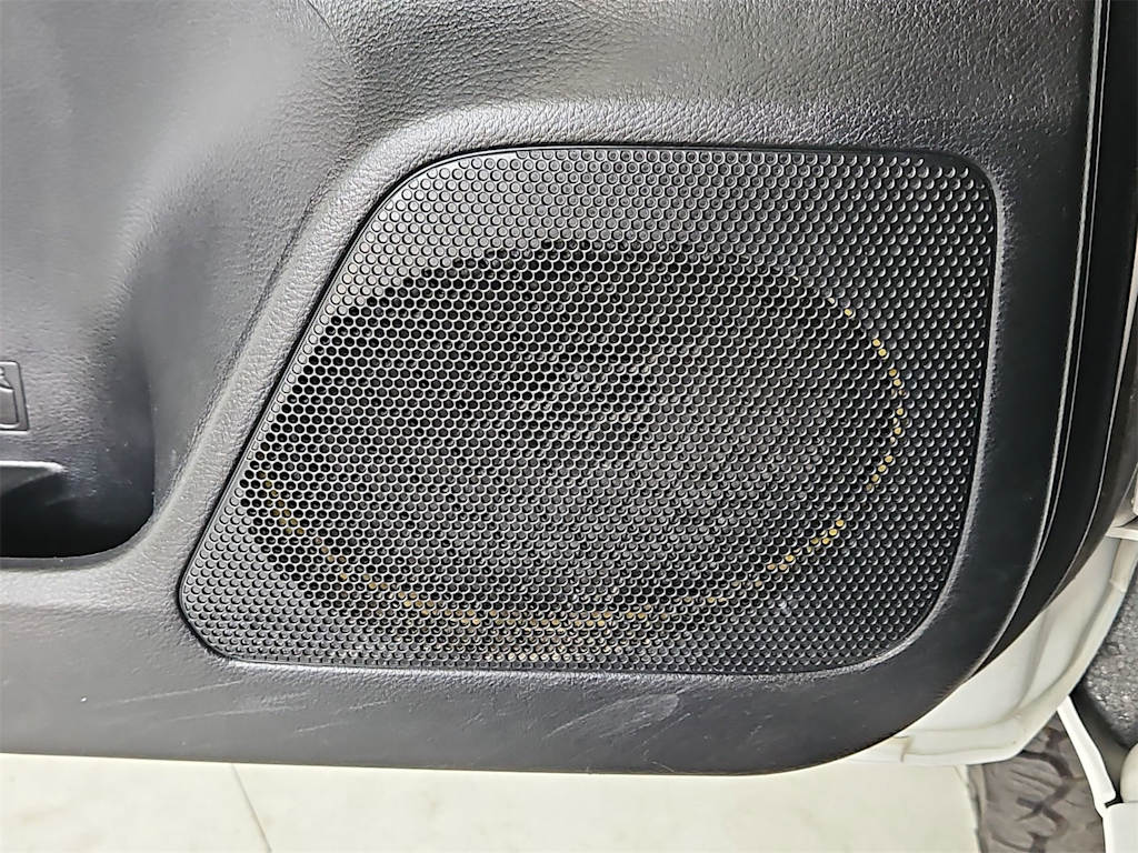 Thumbnail: 2022 Toyota Tacoma - 33