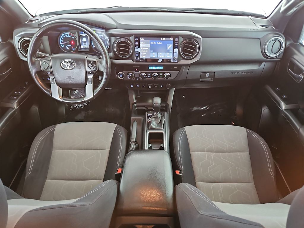 Thumbnail: 2022 Toyota Tacoma - 10