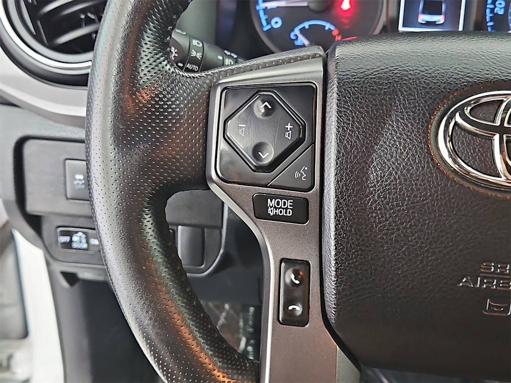 Thumbnail: 2022 Toyota Tacoma - 28