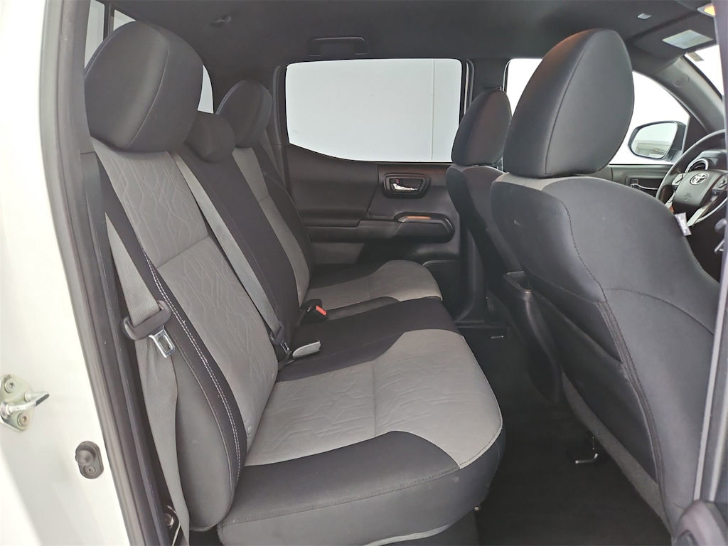 Thumbnail: 2022 Toyota Tacoma - 27