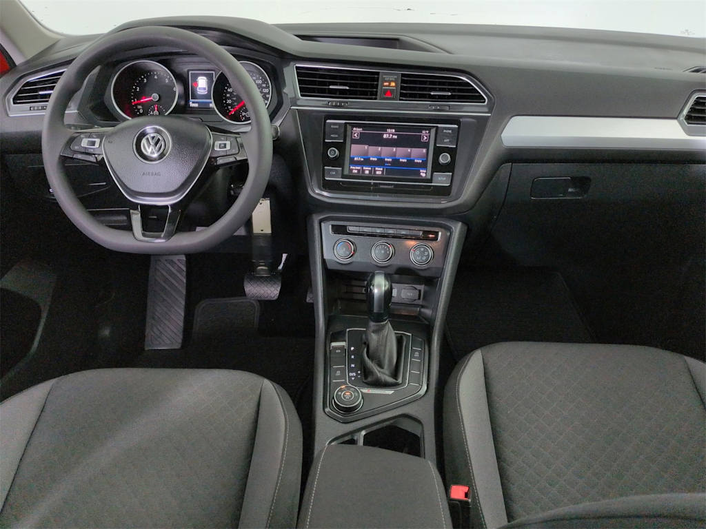 Thumbnail: 2018 Volkswagen Tiguan - 9