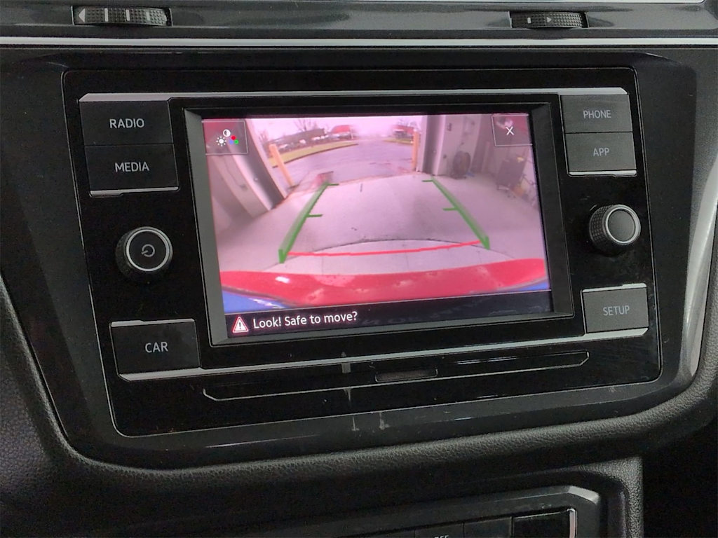 Thumbnail: 2018 Volkswagen Tiguan - 29