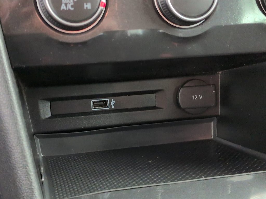 Thumbnail: 2018 Volkswagen Tiguan - 31