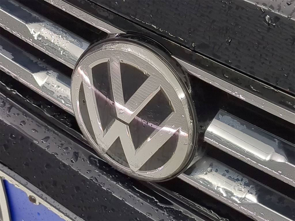 Thumbnail: 2020 Volkswagen Tiguan - 7