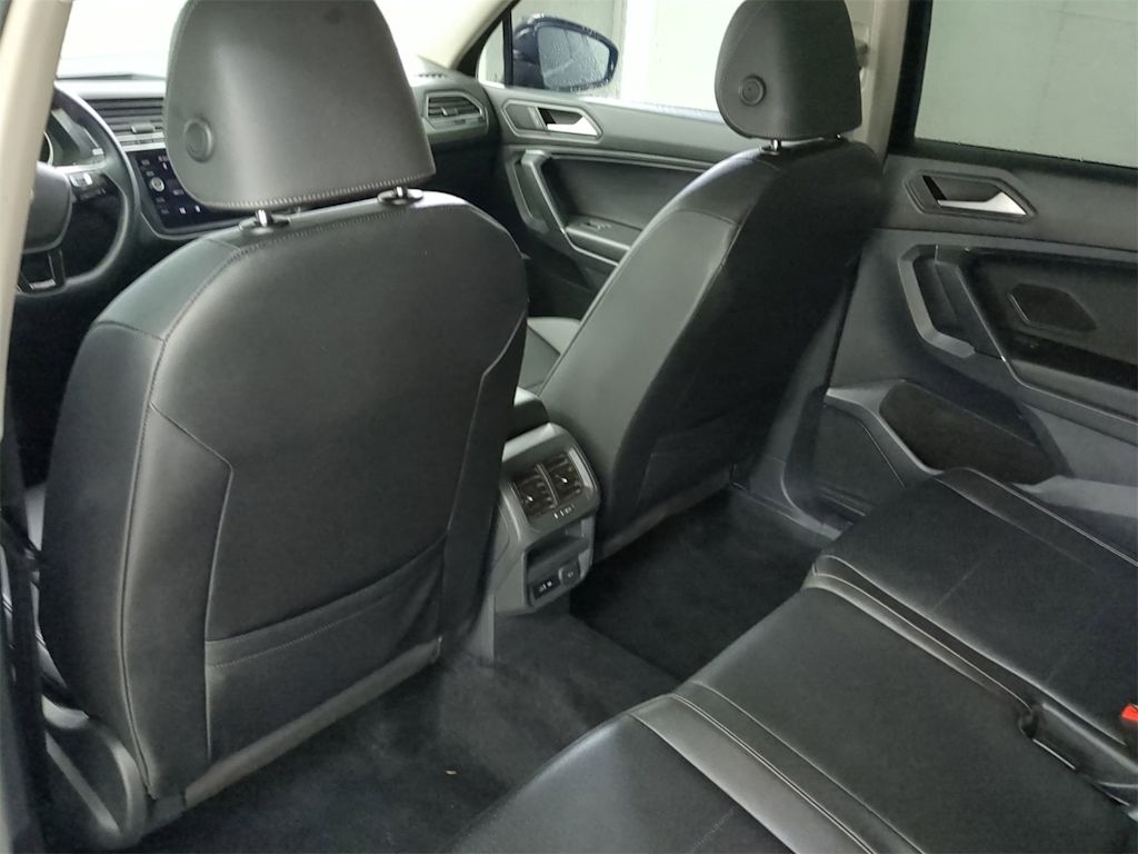 Thumbnail: 2020 Volkswagen Tiguan - 13