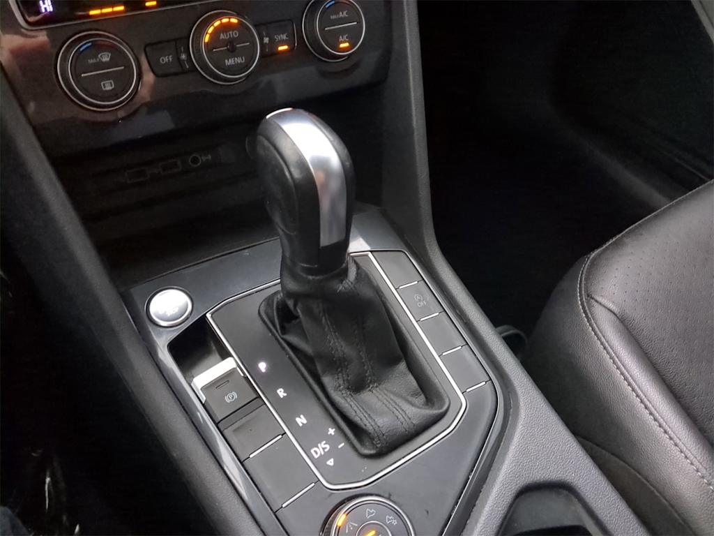 Thumbnail: 2020 Volkswagen Tiguan - 33